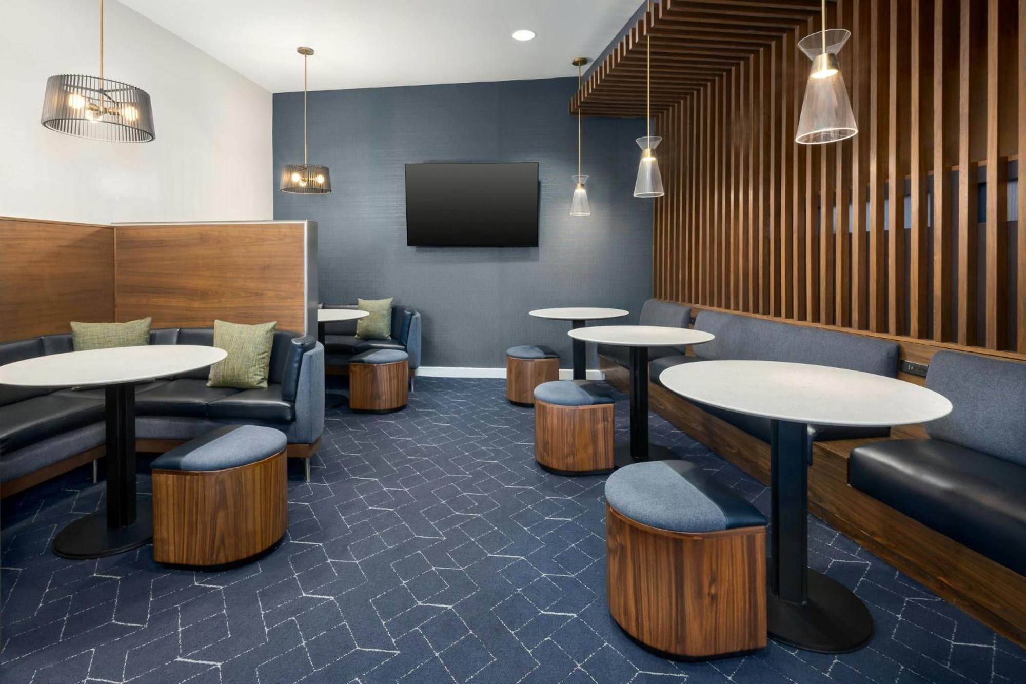Courtyard By Marriott Chattanooga Downtown Eksteriør billede