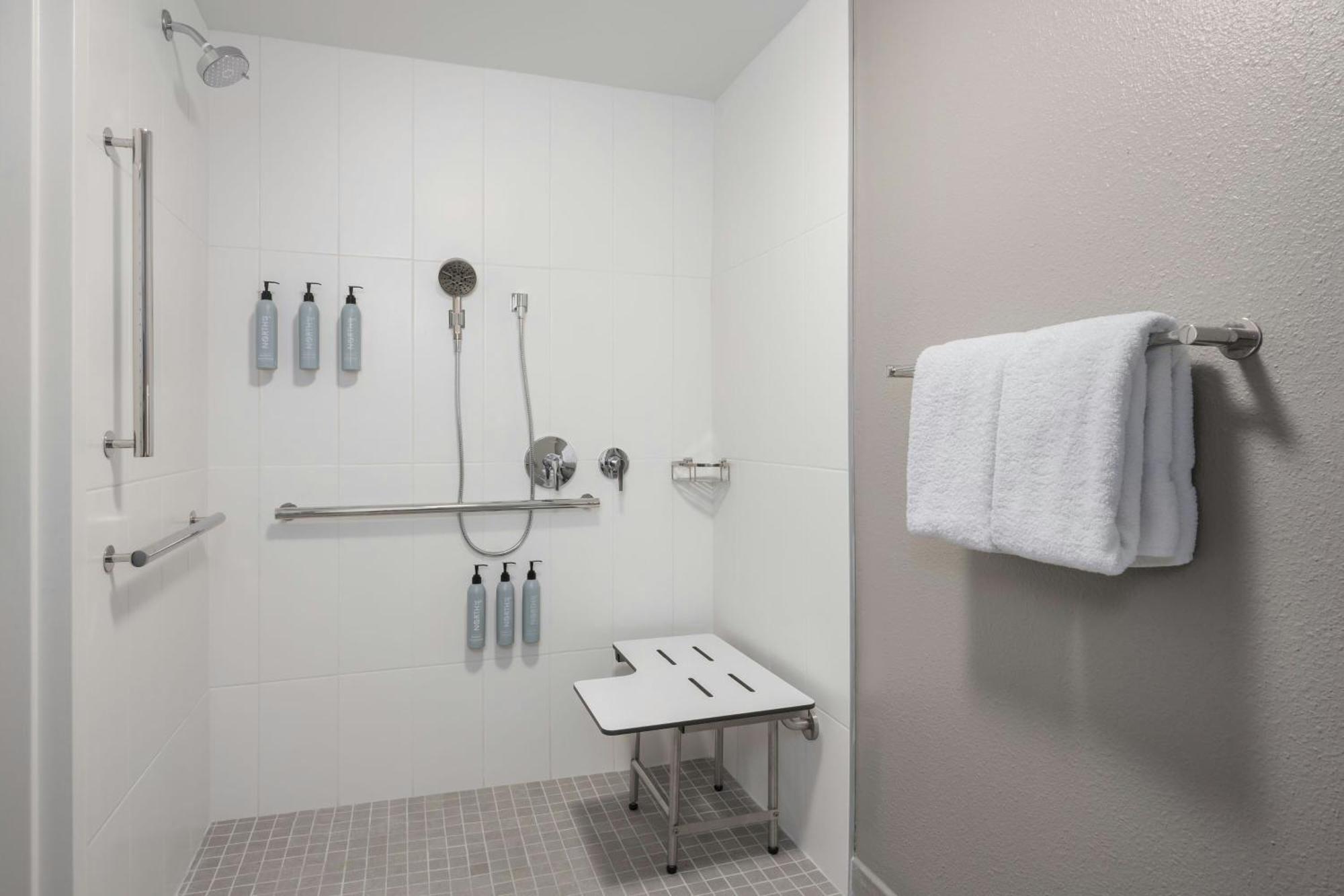 Courtyard By Marriott Chattanooga Downtown Eksteriør billede